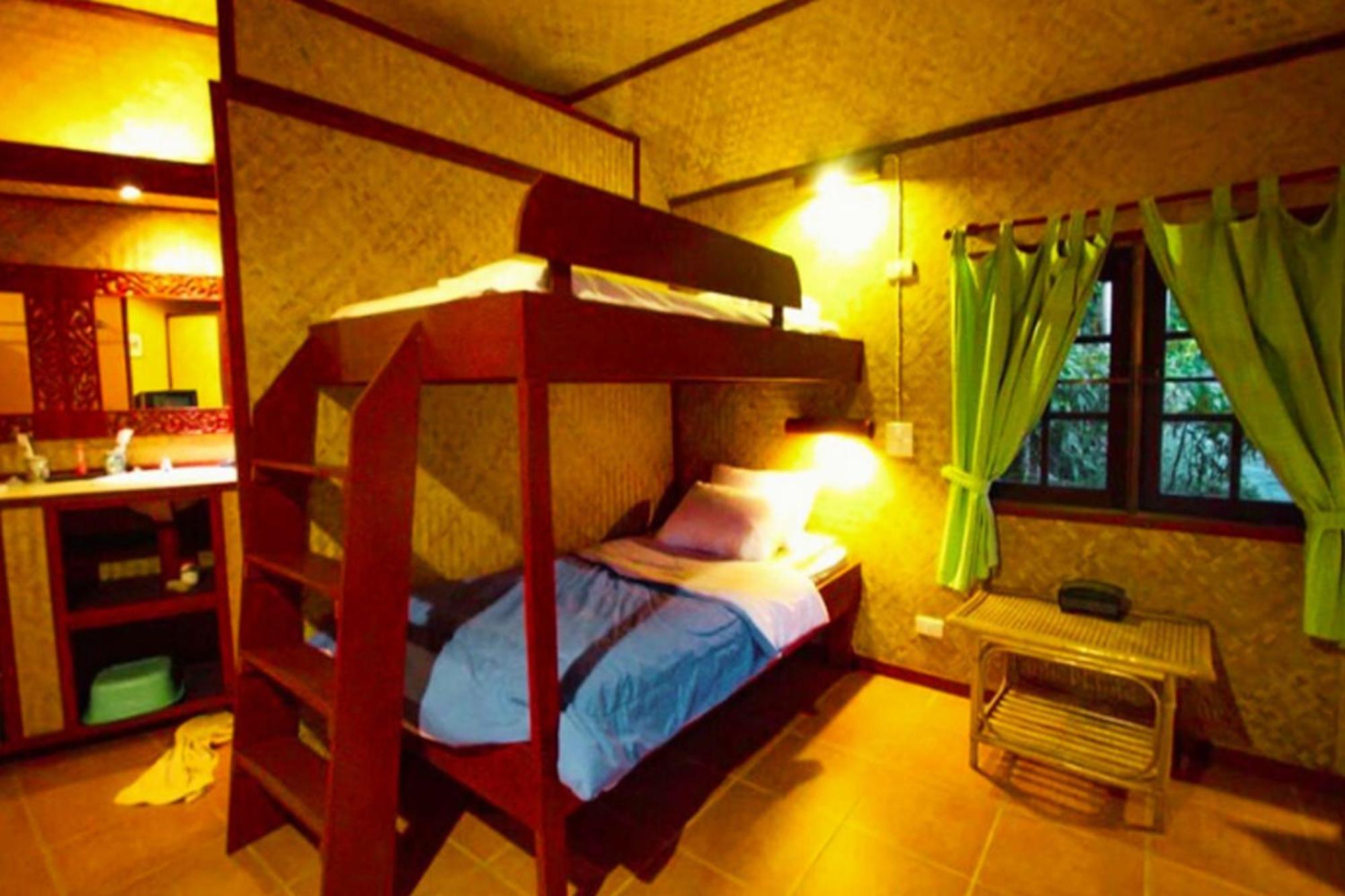 Old Tree'S House Hotel Mae Ai Exterior photo